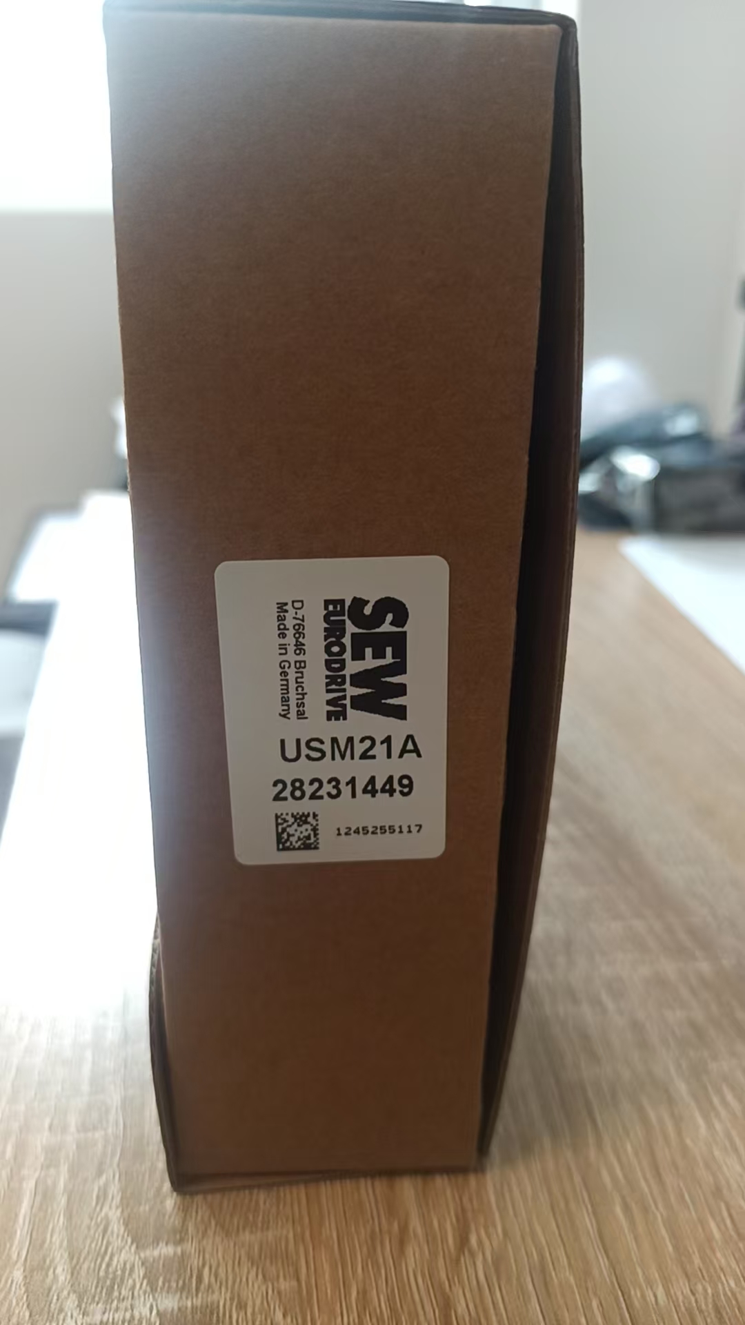 #I_eA5E31111556
