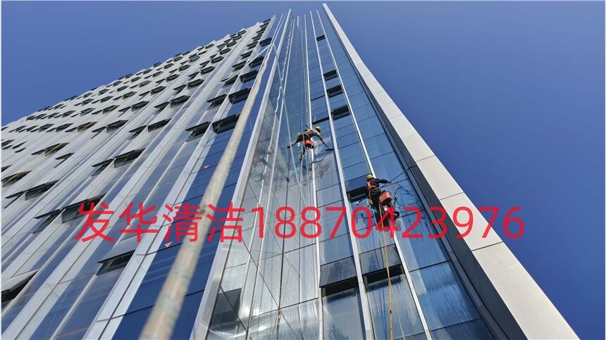 福建寧德市瓷磚清洗施工團隊聯系方式高空外墻清洗外墻空鼓敲掉