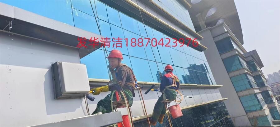 福建龍巖市瓷磚清洗公司聯系方式高空外墻清洗外墻空鼓敲掉