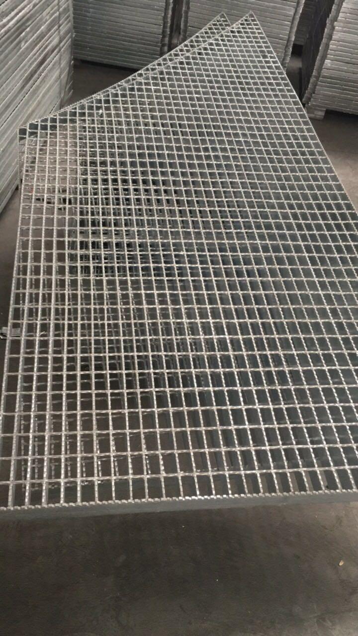 _е؜wW