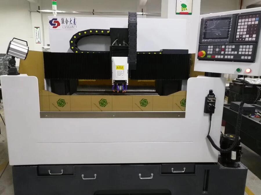 DM-1100SC