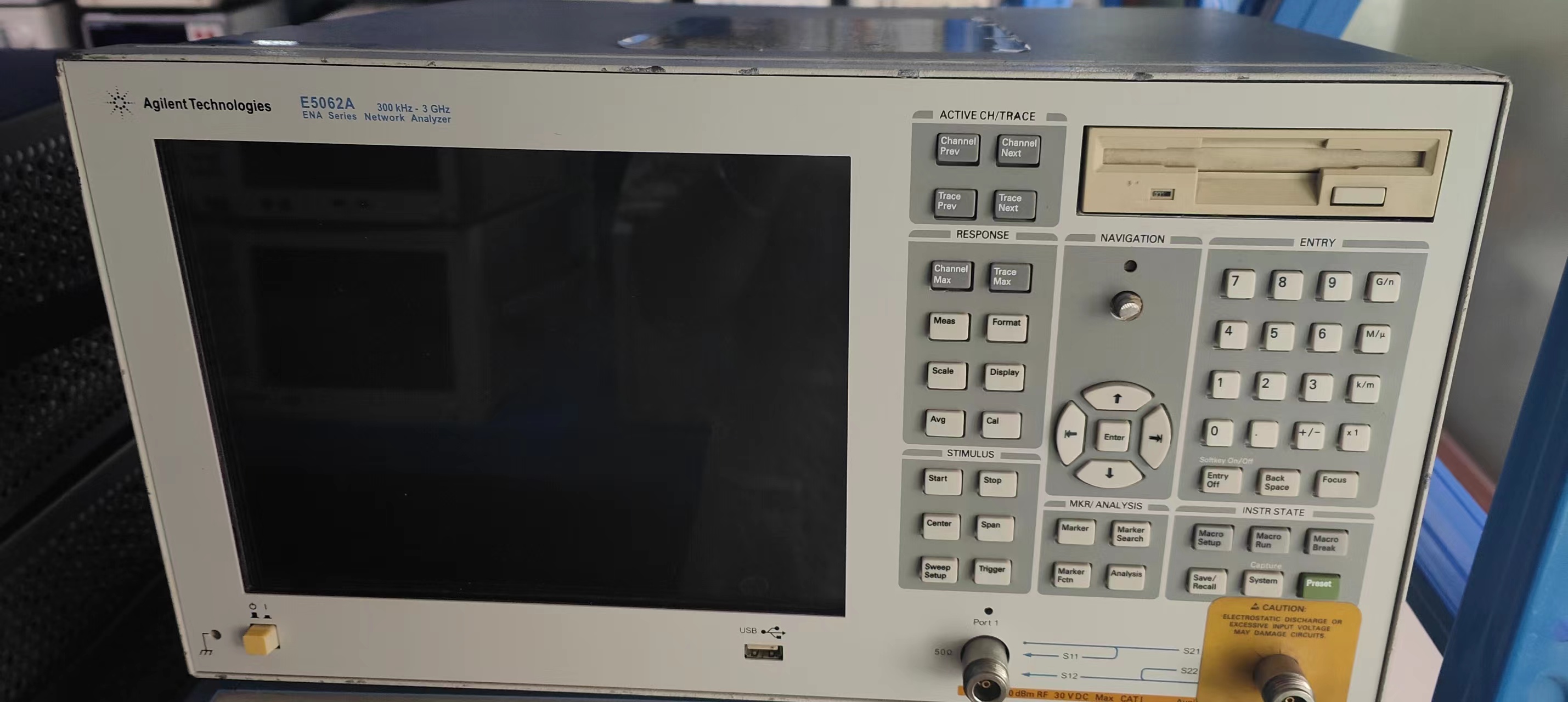 ۶Agilent E5062BWjx