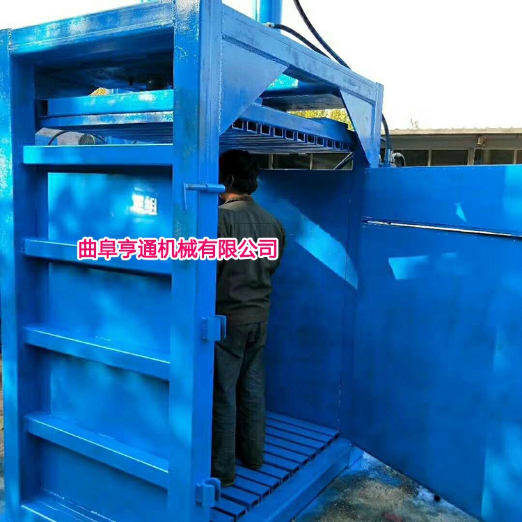 Ҏ60ҺC UҺC  UCr