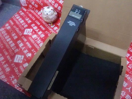 GE IC756SDV001J-97 }˦u